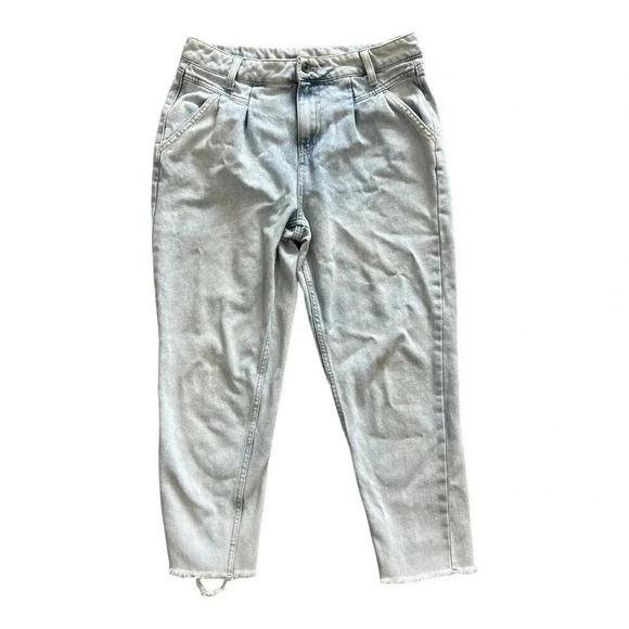 KOAJ Light Wash High Rise Boyfriend Fit Jeans 10 - Picture 1 of 3
